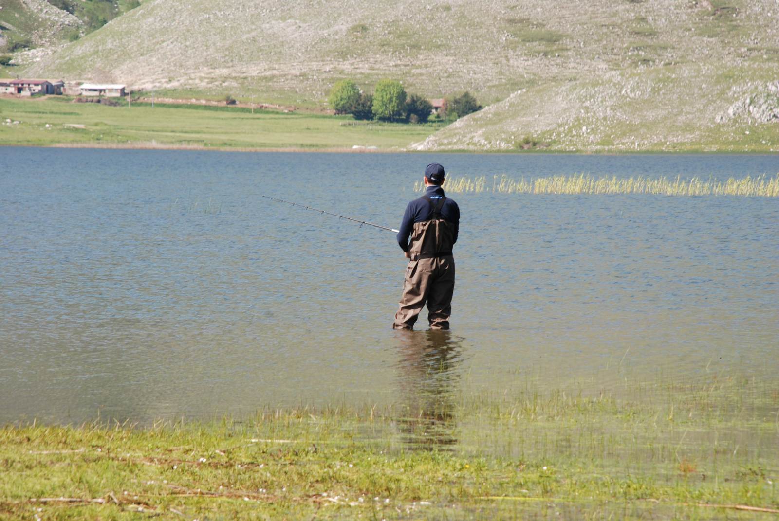 EMANATO IL REGOLAMENTO PROVVISORIO E SPERIMENTALE PER L’ESERCIZIO DELLA PESCA NELLE ACQUE DEL PARCO REGIONALE DEL MATESE